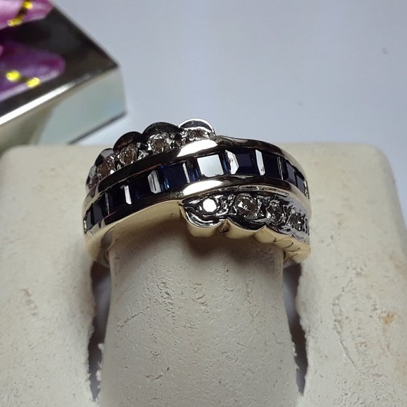 Estate 1.10ctw Sapphire &Diam 14Kt 7.6g Band#15641 - Picture 1 of 5